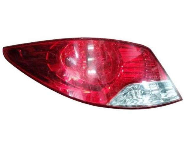 Foco trasero lado izquierdo Hyundai accent 12/14