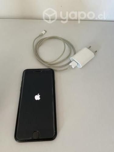 IPhone SE 2020 (usado buen estado)