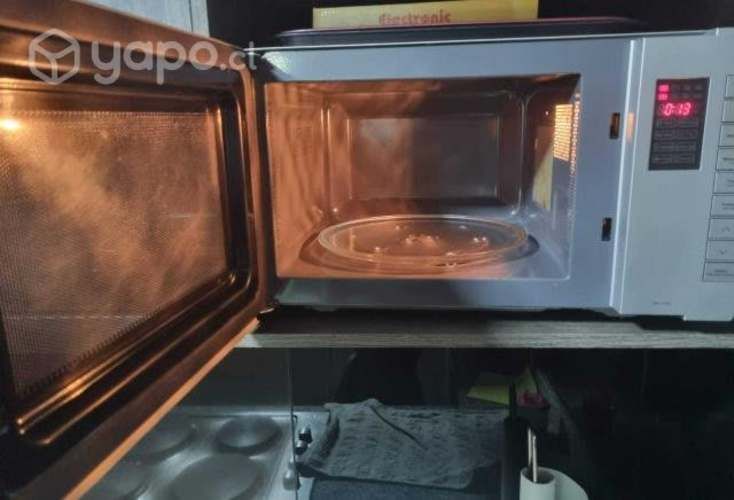 Microondas Midea 23Litros