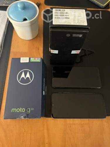 Motorola G9 Play & Motorola G30