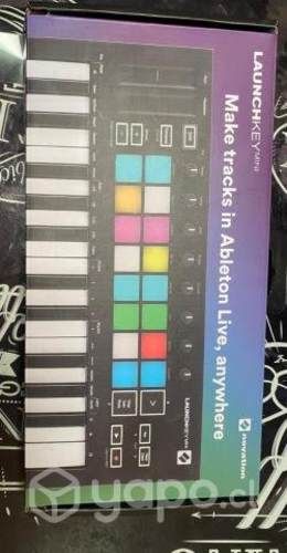 Teclado MIDI Novatio