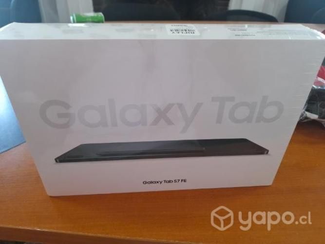 Tablet Samsung Galaxy Tab S7 FE + Pen + teclado