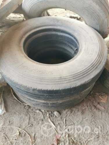 Neumáticos 7.50 R16