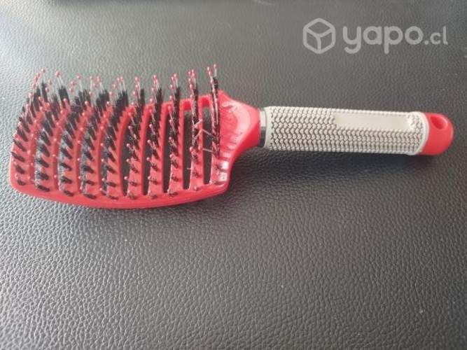 Cepillo con cerdas para cabellos