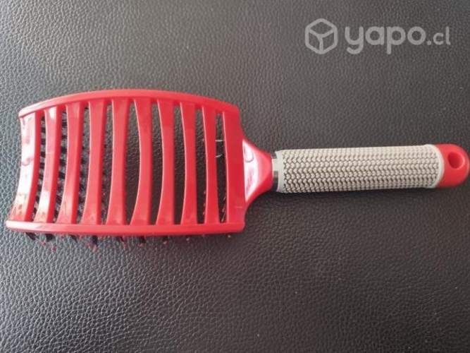 Cepillo con cerdas para cabellos