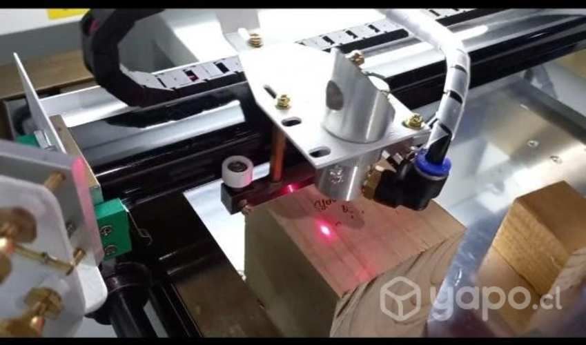 Maquina grabadora Láser CNC CO2