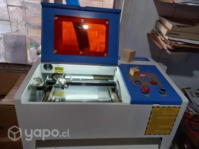 Maquina grabadora Láser CNC CO2