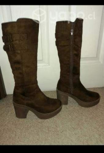 Botas de reno café numero 35