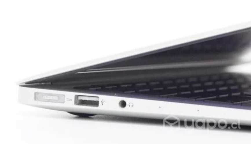 Macbook Air 13&quot; 2017 usado