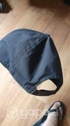 Gorro snapback volcom poco uso