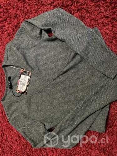 Ropa de mujer en excelente estado