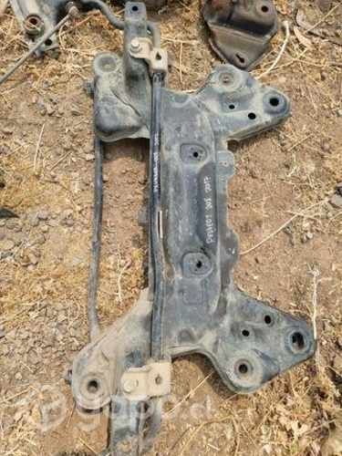 Cuna de motor peugeot 208 año 2013-2018