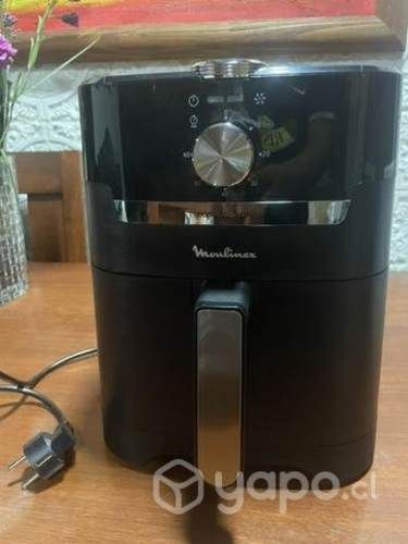 Freidora de aire casi nueva