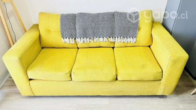 Sofá 3 cuerpos.