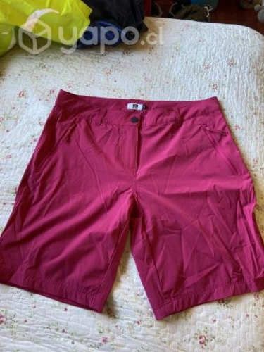 Short para trekking