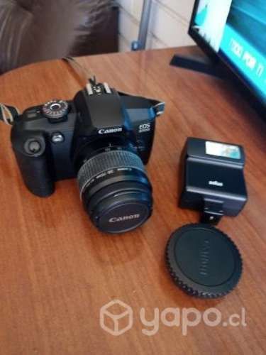 Cámara Canon análoga