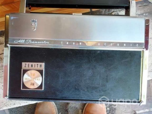 Radio antigua Zenit Transoceánica 3000-1