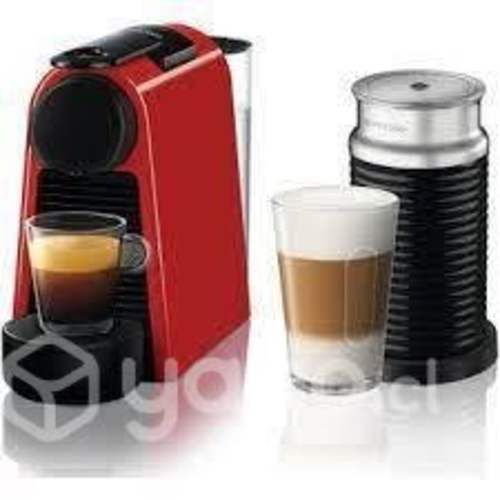 Cafetera Nespresso ESSENZA nada de uso