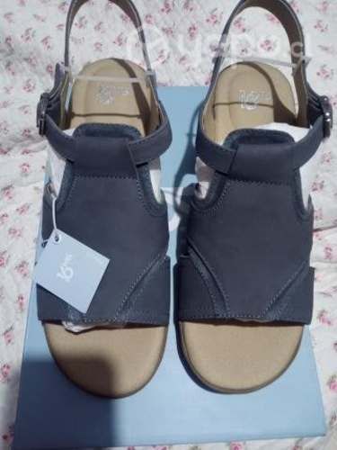 Sandalias 16 horas nuevas