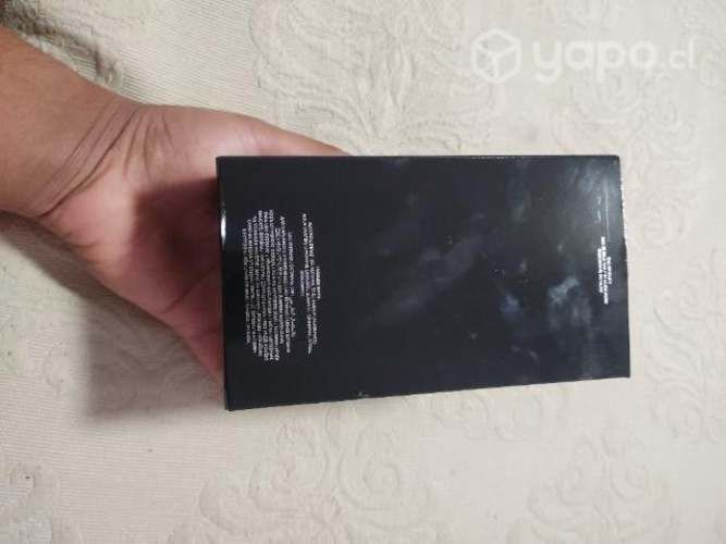 Perfume Moschino ,toy boy