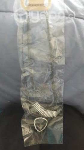 Collar brillantes de Fantasía Negro Nuevo