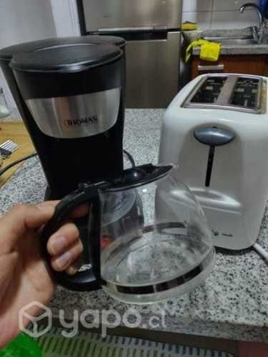 Cafetera y tostador 15mil por ambos