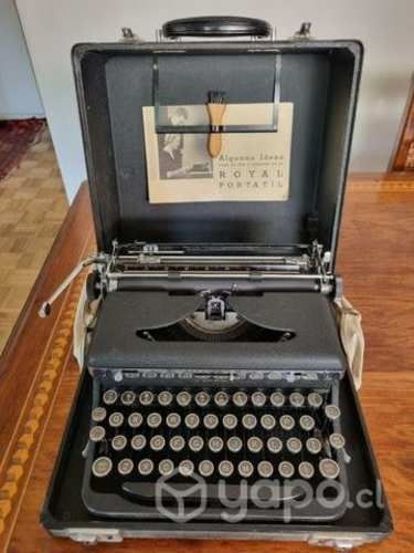 Máquina de escribir &quot;Royal Portatil&quot;