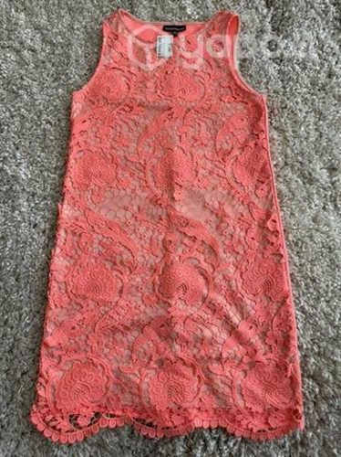 Vestido marca Werehouse talla S