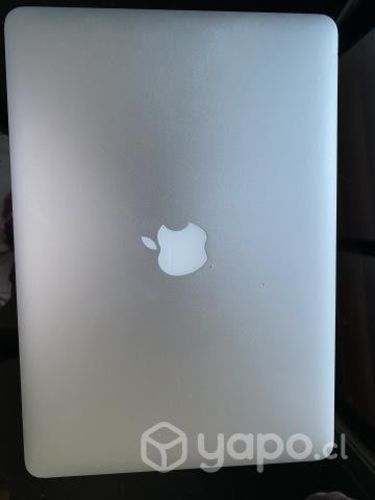 MacBook Air 2017 con placa madre dañada