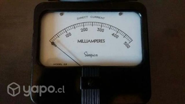 Antiguo instrumento analogo de colección