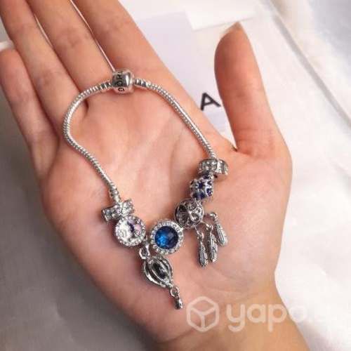 Pulsera Pandora con Charms