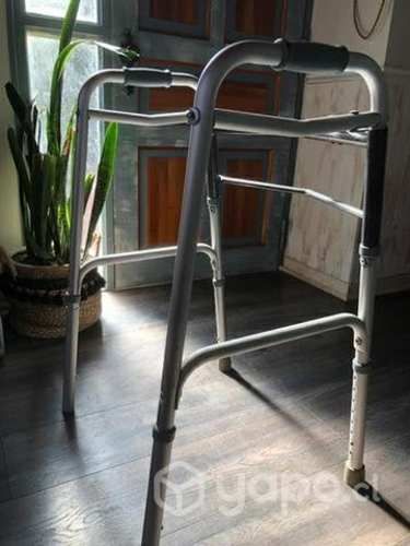 Burrito, andador plegable, paso a paso