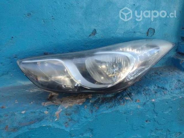 Optico izq hyundai elantra 2011-2012