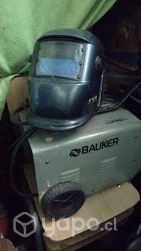 Maquina soldar Bauker 160A.