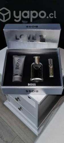 Perfume Hugo Boss Bottled 100+10ML + Shower