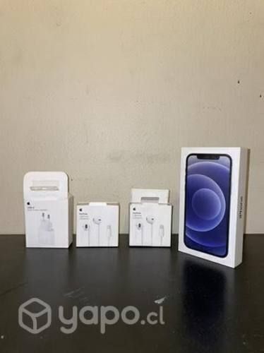 Cajas originales de iphone, cargador y audífonos