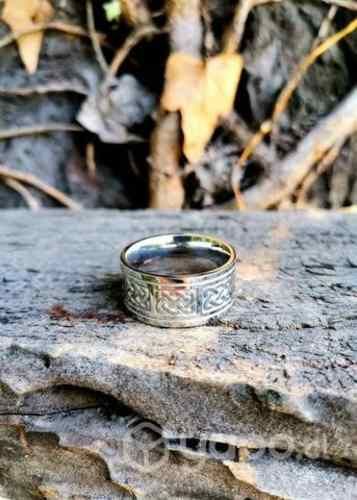 Anillo Estilo Celta Gris