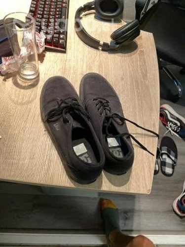 Vans negras talla 42.5