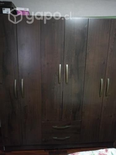 Armario tres puertas