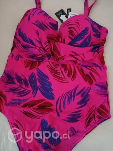 Traje de baño nuevo XL