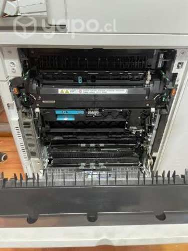 Impresora ricoh imc2500 color