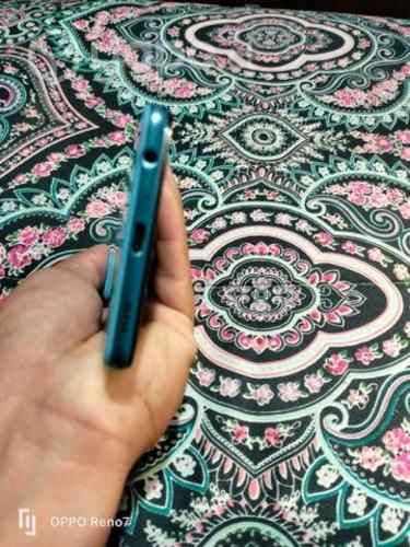 Celular samsung A72 casi nuevo solo por renovación