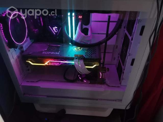 Pc gamer con monitor