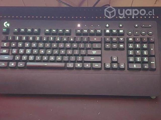 Pc gamer +teclado logitec
