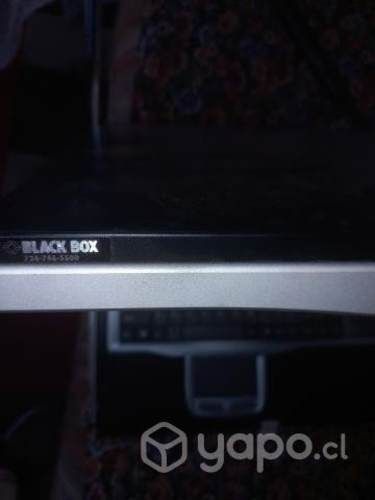 ServTray Cajón de consola LCD de 19&quot; y 8 puertos c