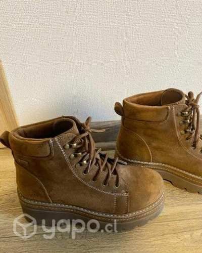 Botas número 37