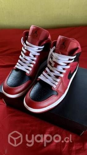 Jordan 1 Mid 44.5 - 10.5US - 28.5cm