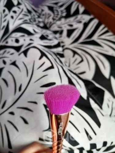 Set de brochas y foreo facial