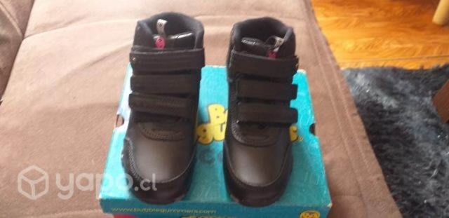 Zapato de colegio de niña número 27