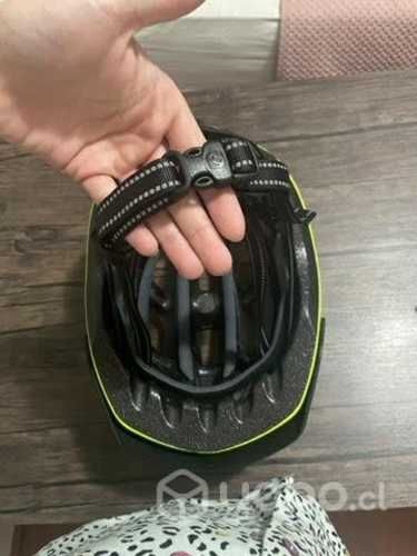 Casco para deportes marca bontrager